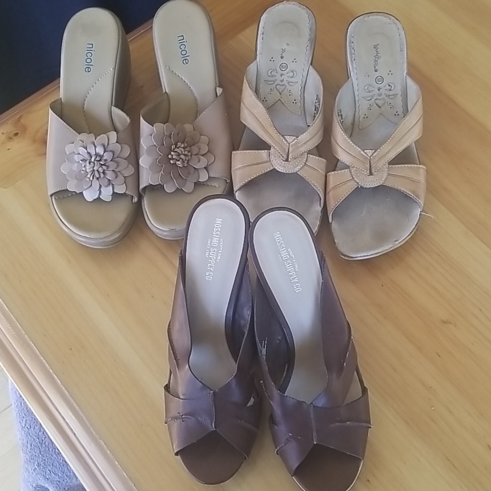 Open toed platform shoes